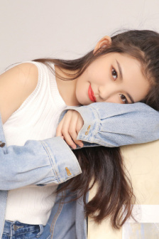 奶水旺盛的少妇